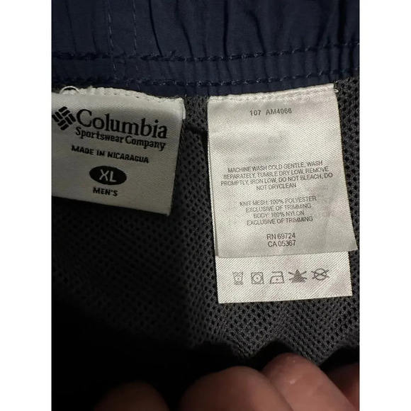 Columbia Cargo Shorts Men's Size XL Navy Blue Athletic Active Hiking Athleisure - Picture 3 of 6
